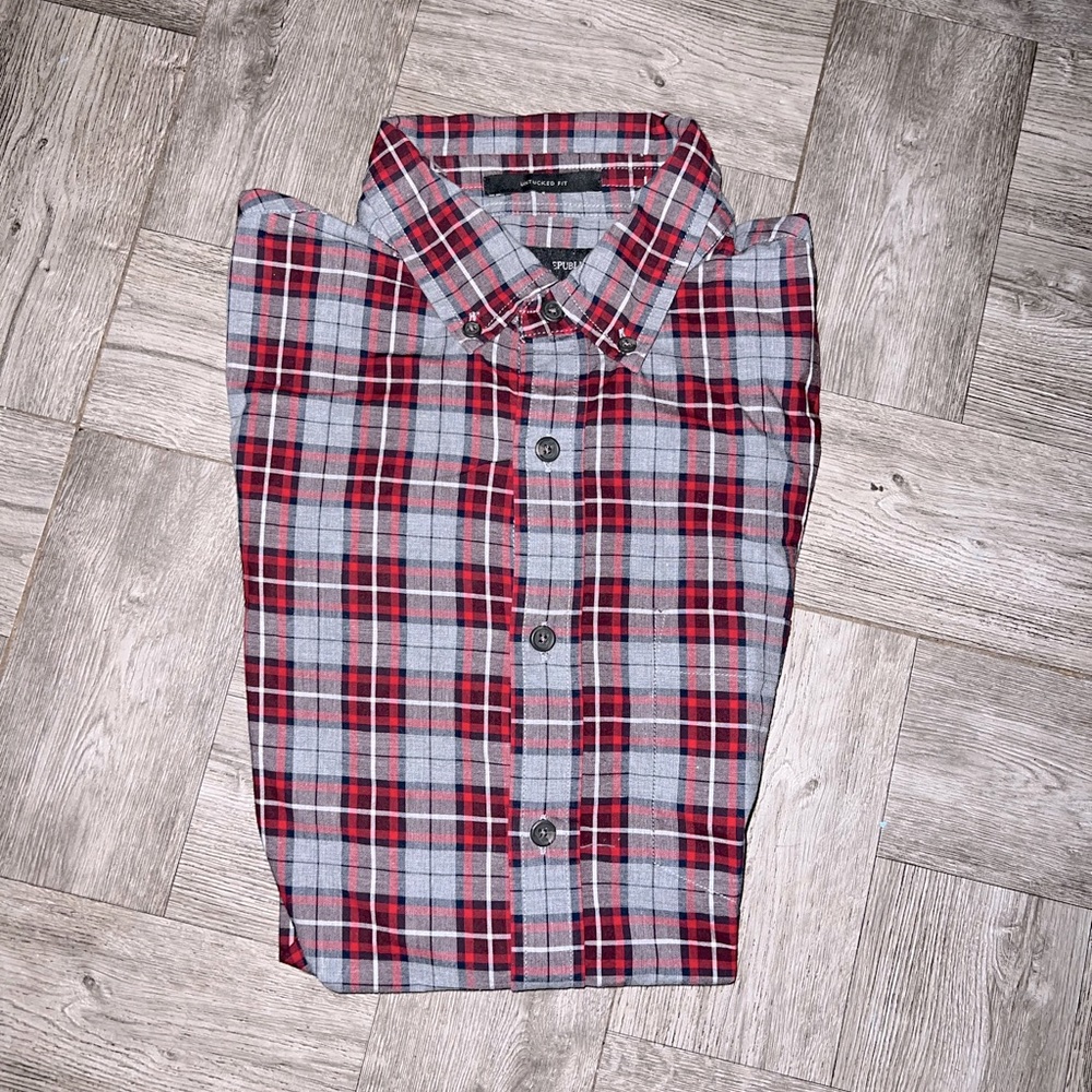 Banana Republic Dress Shirt; Size Small